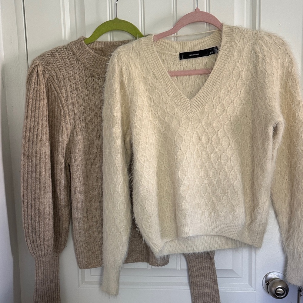 Vero Moda Cream V-Neck Sweater